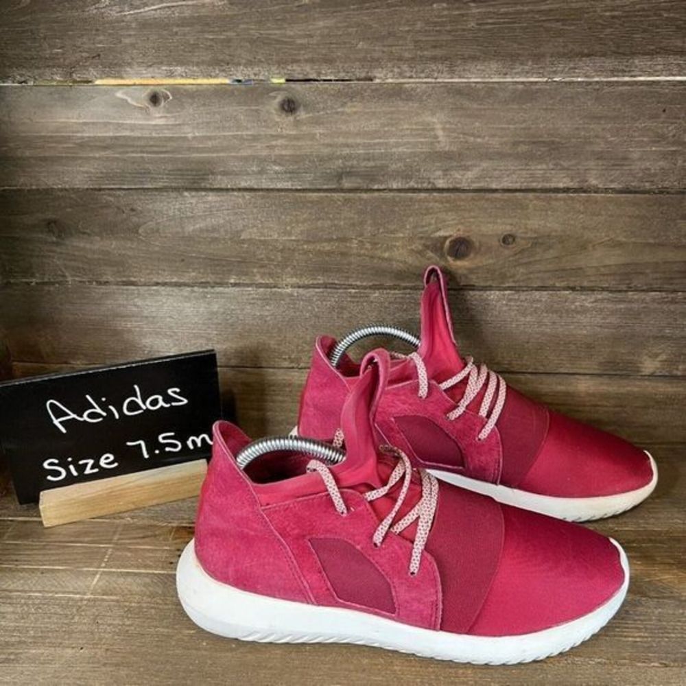 Womens Adidas Tubular Defiant Unity Pink Athletic Shoes Sneakers Size 7.5 M GUC